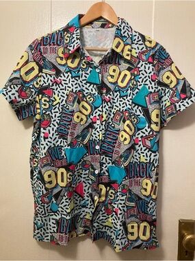 NWOTs 90’s Retro Button Up Shirt, Size Large